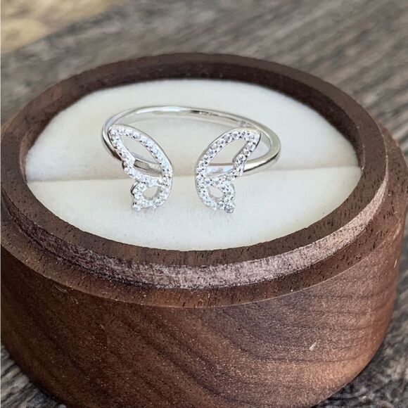 925 Sterling Silver Butterfly CZ Adjustable Ring - Picture 5 of 9